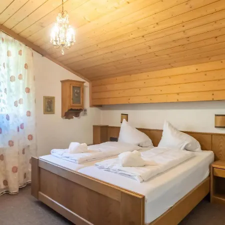 Zentral Gelegenes In Appartement *